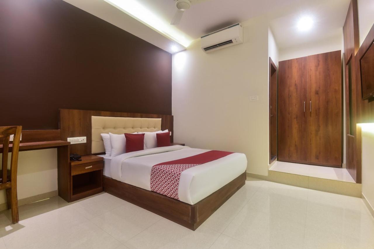 Oyo Shubham Residency Hotel Bhiwandi Exterior foto