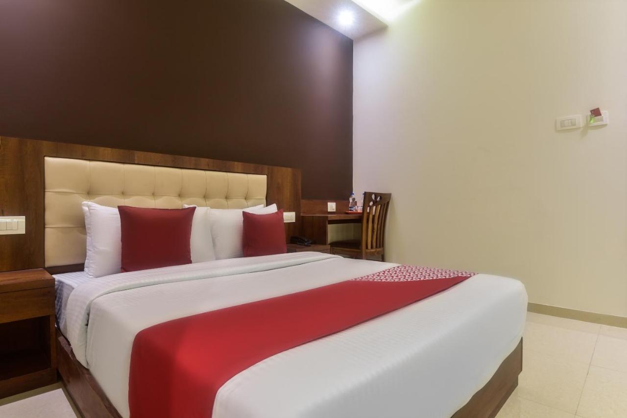 Oyo Shubham Residency Hotel Bhiwandi Exterior foto